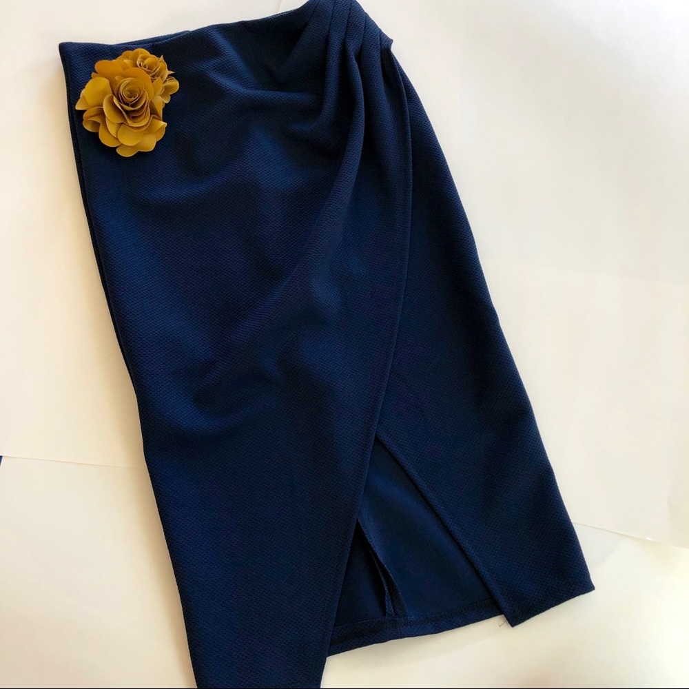 Women’s Lapis Navy Pencil midi Skirt M